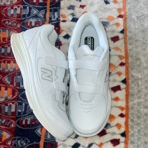 New Balance 577 White Athletic Shoes